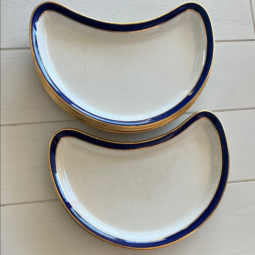 4 Spode plates over 100 years old - Elegant cream and Blue Plates with Gold Trim - Picture 1 of 8